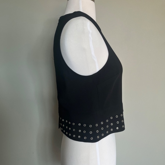 A.L.C. Black Crepe Henson Eyelets Sleeveless Cocktail Studded Crop Top Blouse 2 - Picture 10 of 13